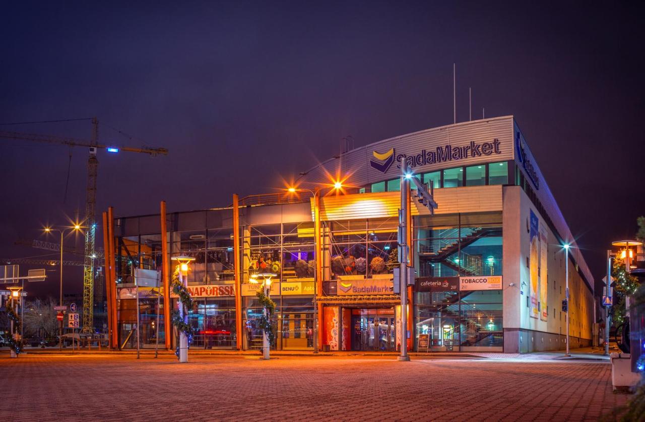 Adoryal Hotell Tallinn Ngoại thất bức ảnh