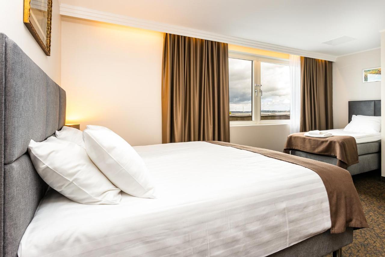 Adoryal Hotell Tallinn Ngoại thất bức ảnh