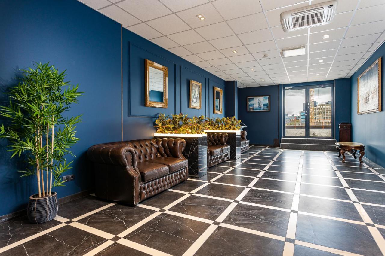 Adoryal Hotell Tallinn Ngoại thất bức ảnh