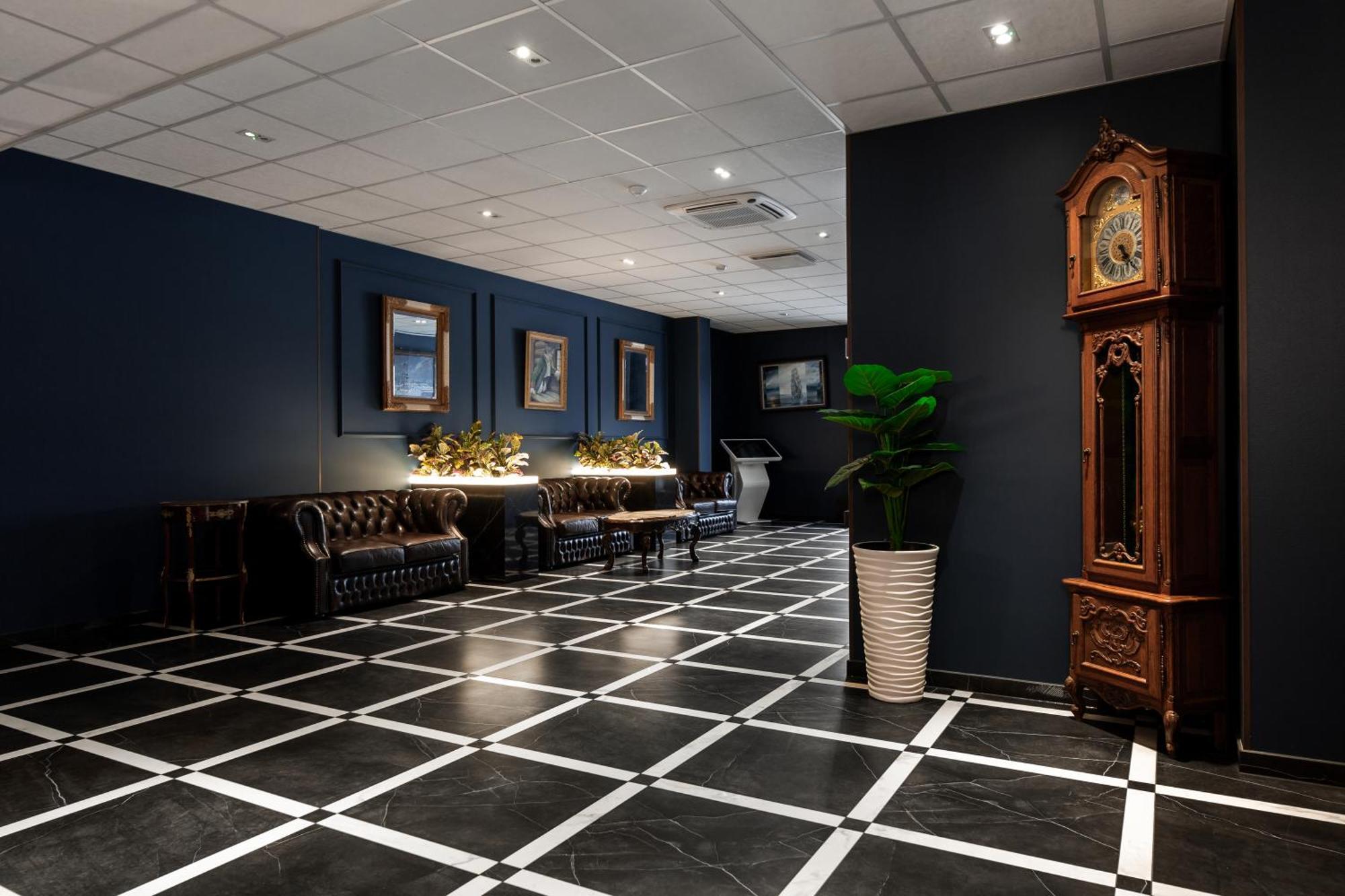 Adoryal Hotell Tallinn Ngoại thất bức ảnh